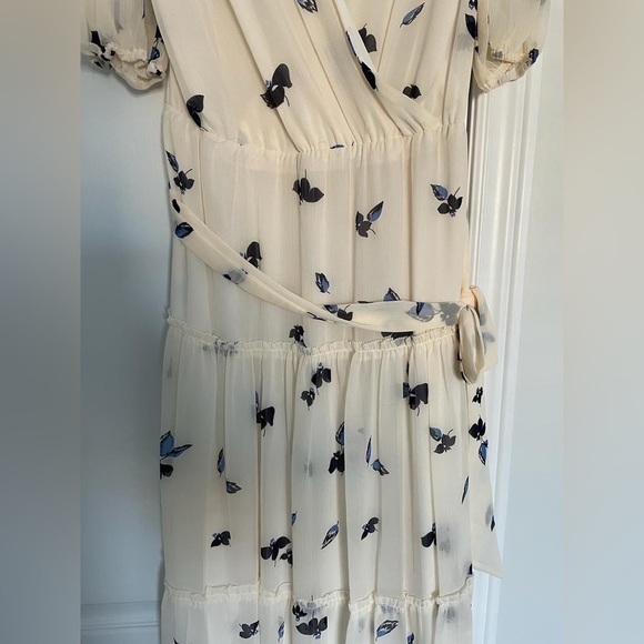 NWT Ralph Lauren Floral Crinkled Georgette Dress in Cream - Picture 6 of 14